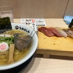 鮨とラーメン うおがしや 野毛 - 