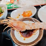 ヤマタ家 - エビ、甘くてトロッとめちゃくちゃ美味い！ もちろん味噌も楽しみます(๑>؂<๑)