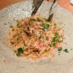 PESCA - 旬の食材とカラスミのパスタ