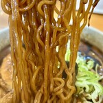 麺武 はちまき屋 - その麺ソース焼きそばの如し　ズルズルしまーす