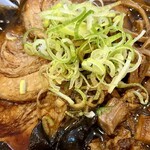 麺武 はちまき屋 - 正油ラーメン　＋チャーシュー3枚