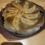 格安ビールと鉄鍋餃子 3・6・5酒場 - 