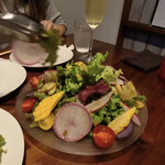 ななくさ食堂 - 有機野菜の彩りサラダ