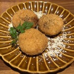ななくさ食堂 - トリュフ風味リゾットコロッケ