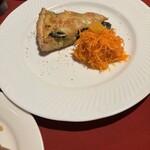 南欧料理　アンジュ - ズワイガニのキッシュ