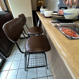 ホワイト餃子 はながさ_2