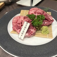 焼肉ホルモン せがれ - 