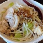 豚ラーメン 一歩前へ - 