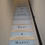 幸せのパンケーキ - 店内階段