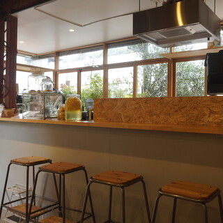 ミコ 珈琲と髪_2