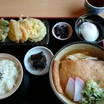 たんたん温泉　福寿の湯　軽食コーナー - キツネ定食