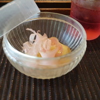 魚菜料理 縄屋 - 桃のお浸し