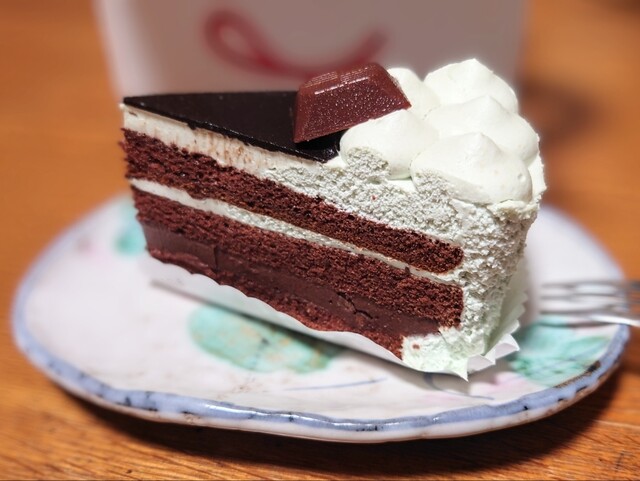 不二家 イオン東根店 &ndash; さくらんぼ東根（洋菓子）で楽しむ本格スイーツとカフェタイム