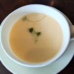 グレフル - ◯茶碗蒸し
軽く素はあるけれど
喫茶店の茶碗蒸しだから無問題❔️w

カニカマ、コーン、三つ葉の具材で