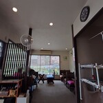 グレフル - 店内　入口から左側