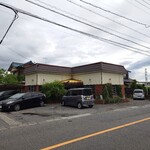 グレフル - 店舗外観、駐車場