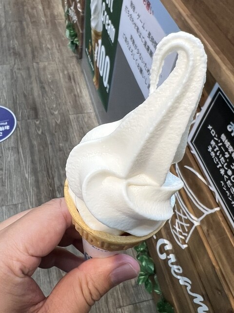 マメです❣️クリーム3個 BEN BEN CAFE DCMさいたま蓮沼店 （ベン ベン カフェ） - 七里/カフェ