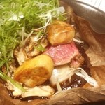 俺の割烹 博多 中洲 - フォアグラと牛フィレの朴葉焼1280円