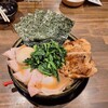 九州豚骨醤油 鯉から竜 - 肉まみれチャーシュー麺ほうれん草トッピング