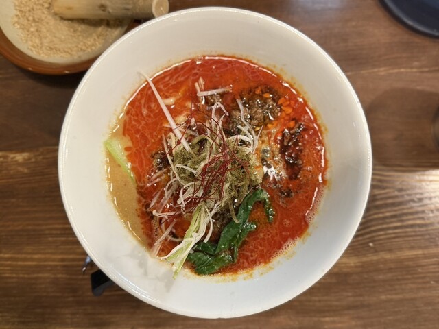 赤い鯨 四川担々麺 赤い鯨 赤坂店 - 赤坂/担々麺 | 食べログ