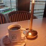 PIER21 MUSIC CAFE & BAR - 