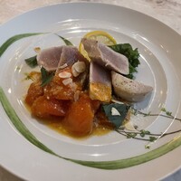 VALON TOKYO 錦糸町 - ビンチョウマグロのソテー レア仕上げ