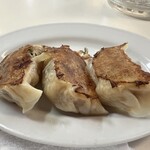 こまどり - 餃子(三個) 500円