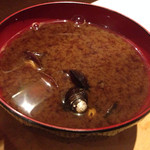 おにぎり浅草宿六 - シジミのお味噌汁。うまし。