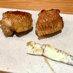 千ふく - 比内地鶏XO醬手羽餃子 蜂蜜とブルーチーズ添え