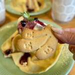 バナナカフェ - バナナクッキー2枚¥250-