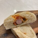 メゾンブルー - 粗挽きソーセージの断面