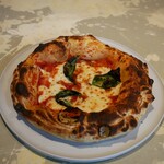 ふわしゅわ新食感の絶品ピザ 』by Captain.o.gourmet : 400
