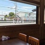 進化系横浜ラーメン 家次郎 - 