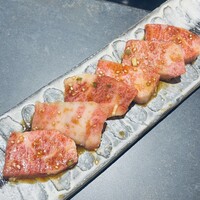 飛騨牛一頭家 馬喰一代 長良本家 - 