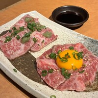 ホルモン焼肉 富や 栄店 - 
