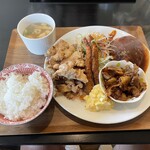 Cafe LiBRA - 
