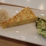 トーコーキッチン - ジャーマンオムレツ 副菜二品