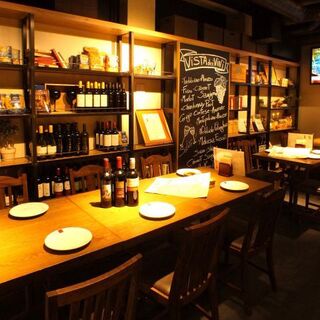 SALVATORE CUOMO & BAR _2