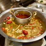 薬膳ハリハリ鍋ごんじゅ - 