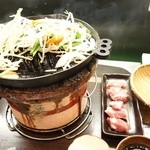 ジンギスカン らむすけ - 生ラムセット野菜付880円