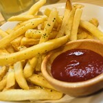 ステーキファイブと寿司六 - フライドポテト 429円