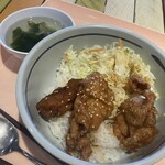 食神 - カンジャンチキン丼