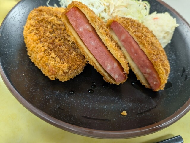 Adachi Kuyakusho Shokuin Shokudo photo 5