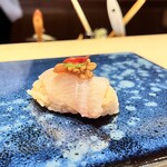 鮨 蒼天 - ひらまさ、もろみ唐辛子