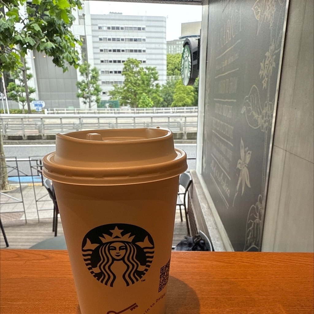 スタバコーヒー 赤 スターバックス・コーヒー 山王パークタワー店(赤坂・赤坂見附