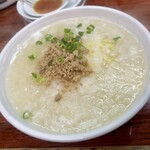 中華四川料理 天山 - 大根湯麺750円