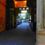 Hoa Tuc - なんか入っていくのこわい：：：