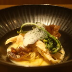 RISTORANTE IL NODO - さかな人長谷川さんのマンボウ キタッラ 山菜アップ