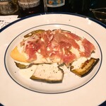 山下食堂 - ナスのソテーとオムレツ　パルミジャーノのクリーム