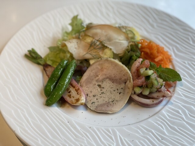 Bistro & Wine bar l'O des Vignes Nakazakicho